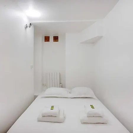 Modern In The Heart Of Oberkampf Apartment *
